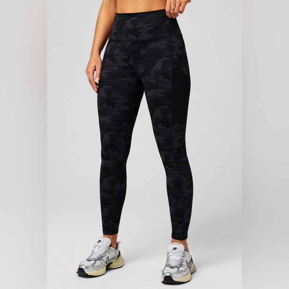 Fabletics On-The-Go Powerhold High-Waisted Leggings